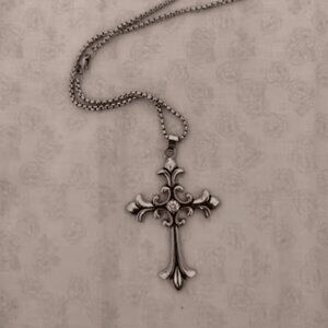 Gothic Cross Pendant Necklace | Vintage-Inspired Statement Piece